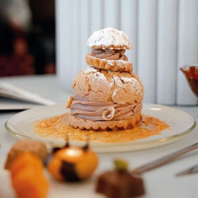Paris-Brest with hazelnut praline cream
